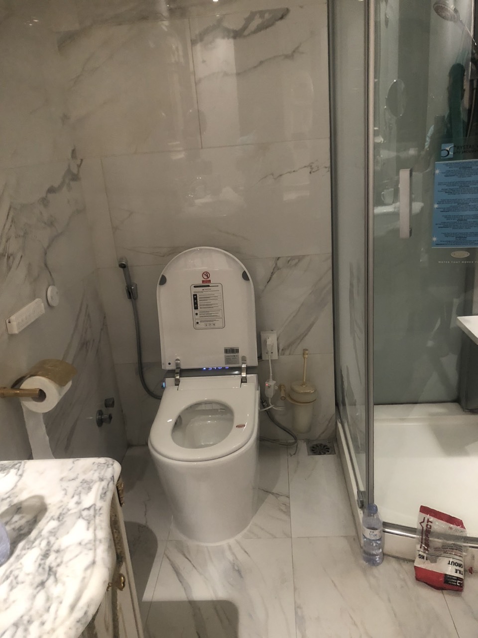 Bồn Cầu Thông Minh Là Gì ? Vì Sao Lại Là Xu Hướng Tương Lai