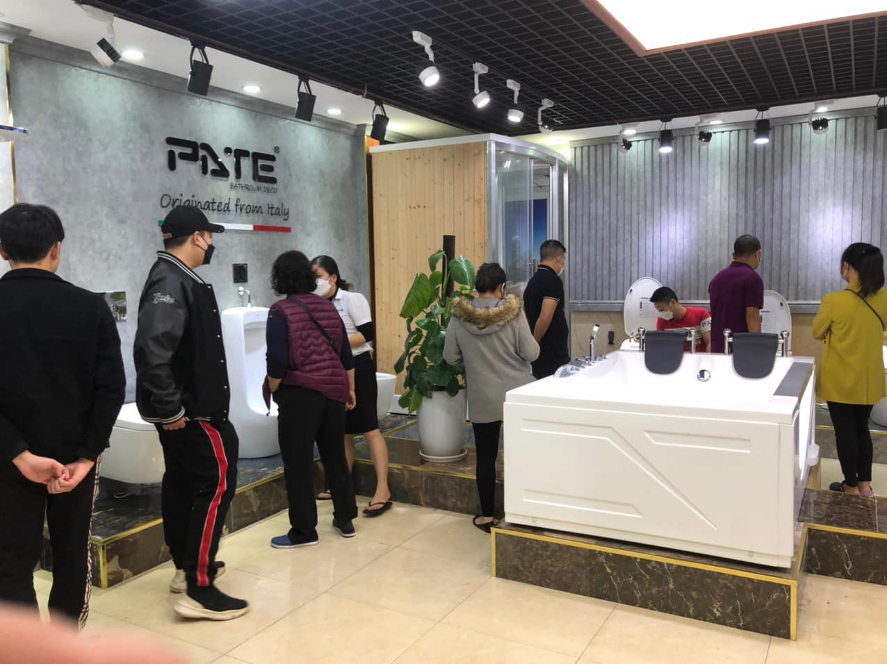 TỔNG QUAN VỀ THỊ TRƯỜNG